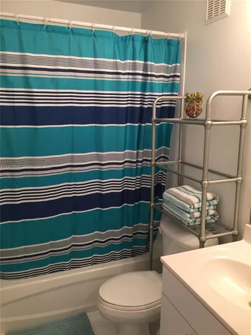 $3,550 | 8940 Northeast 8th Avenue, Unit 1205, Miami, FL 33138