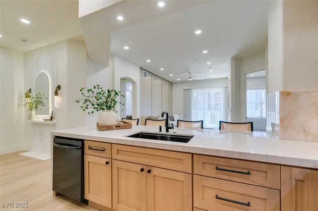 $2,800 | 32 East Serene Avenue, Unit 207, Las Vegas, NV 89123