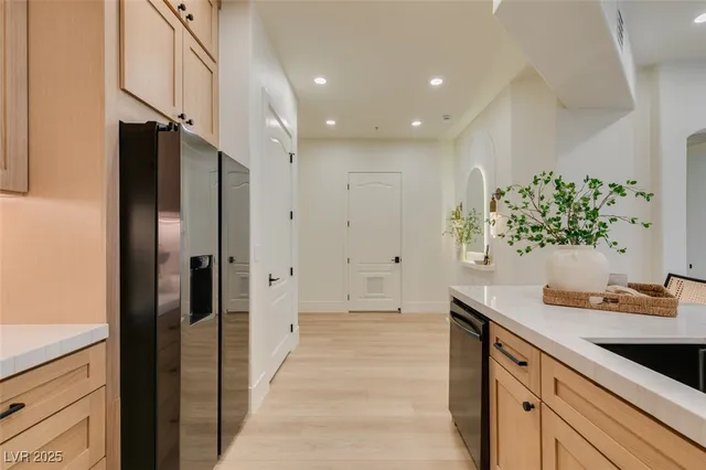 $2,800 | 32 East Serene Avenue, Unit 207, Las Vegas, NV 89123