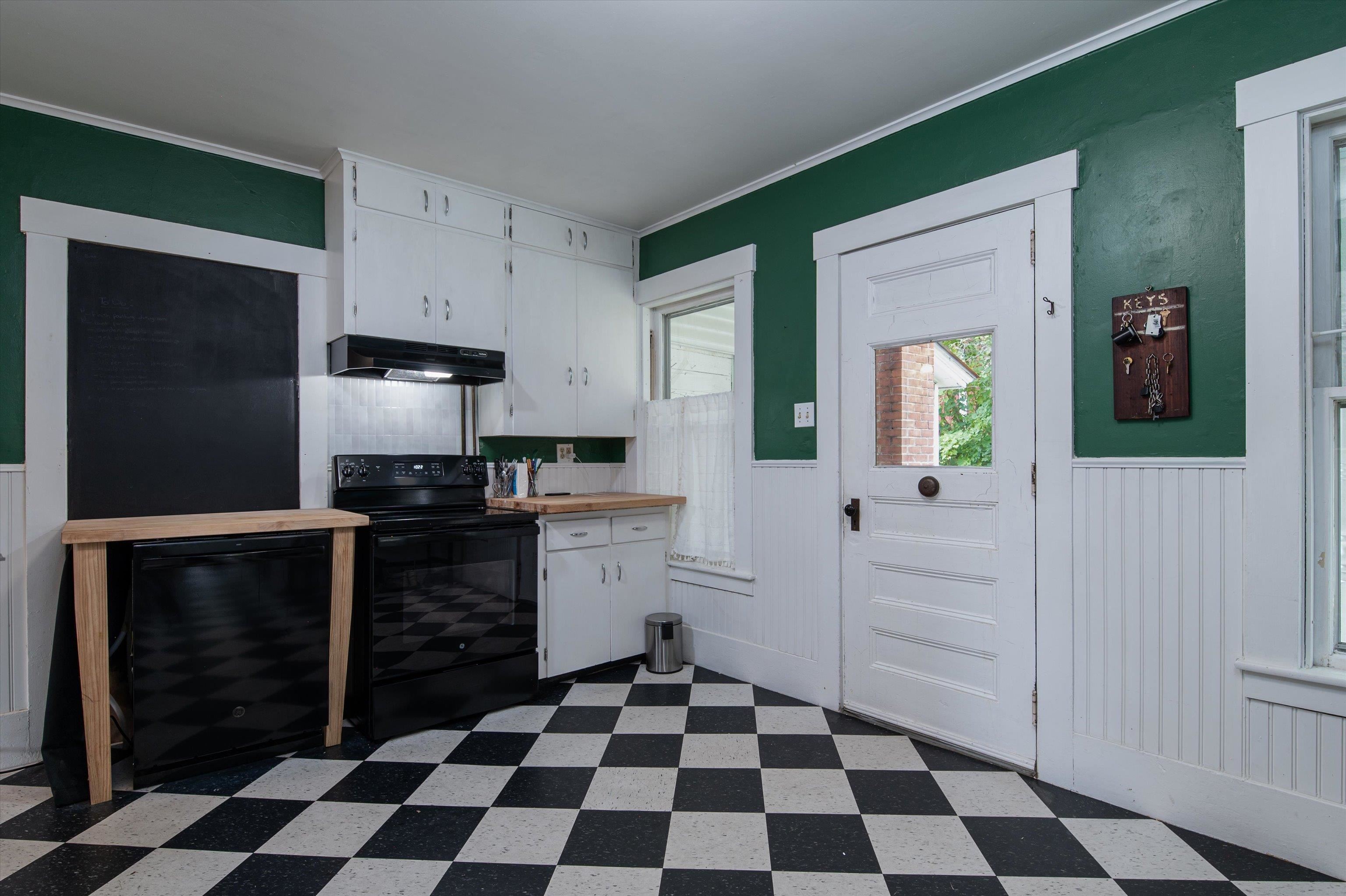 2015 Highway 30 Townshend, VT 05353 - Photo 20 of 53 Gallery Image 20