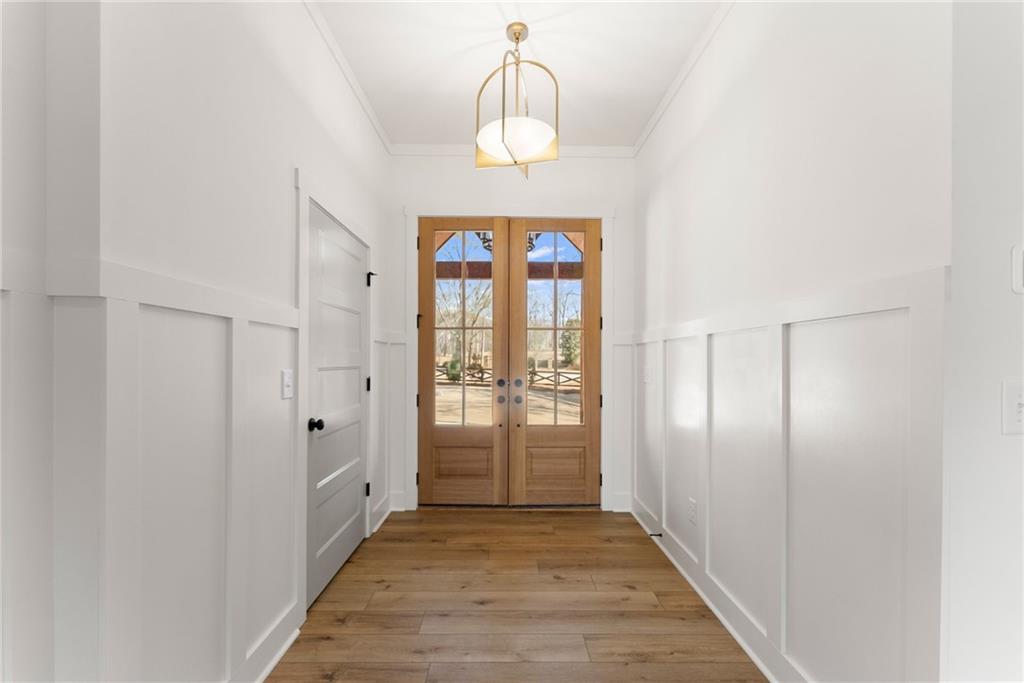 9224 Waldrip Road Gainesville, GA 30506 - Photo 3 of 49