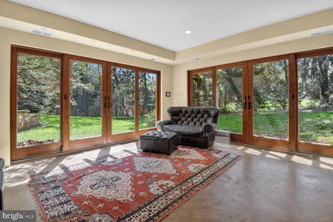 $2,000,000 | 3439 Malbrook Drive, Falls Church, VA 22044