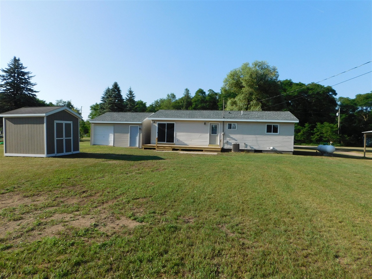 8570 East Hawley Road Hesperia, MI 49421 - Photo 3 of 23