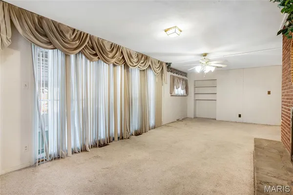 $170,000 | 41 Harneywold Drive, Ferguson, MO 63136