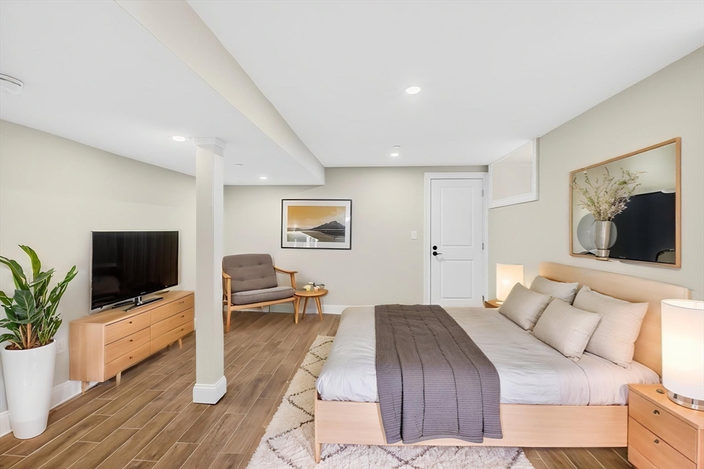 152 Washington Street, Unit 1 Boston, MA 02135 - Photo 16 of 21
