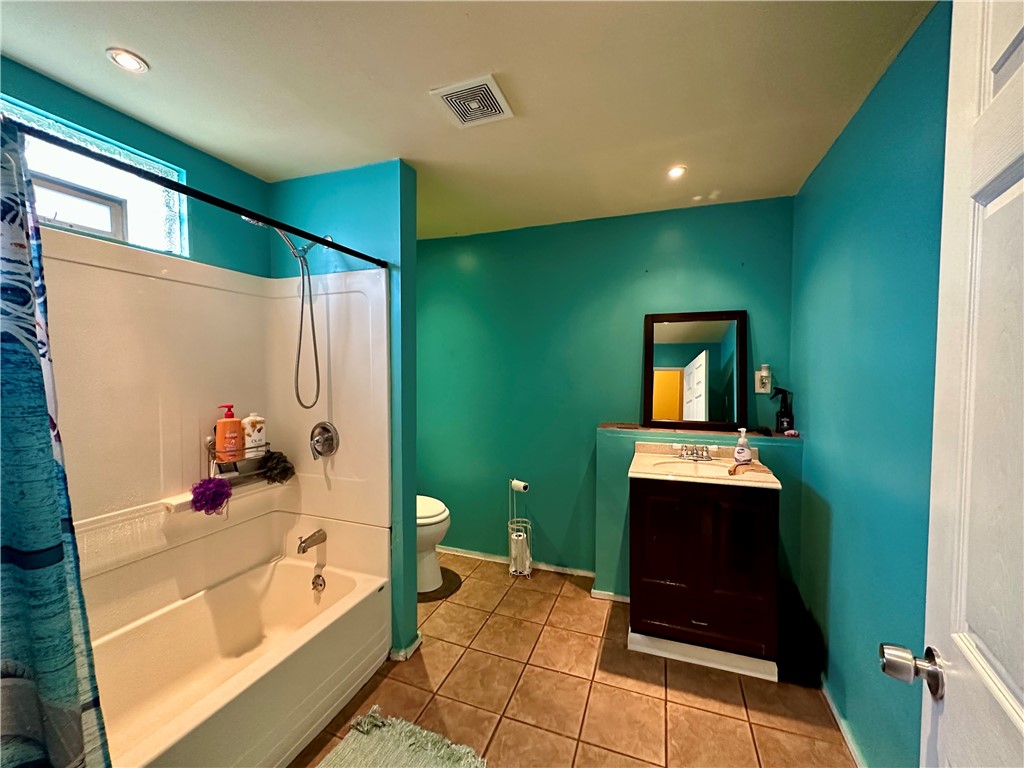 768 Ave D Rochester, NY 14621 - Photo 28 of 41