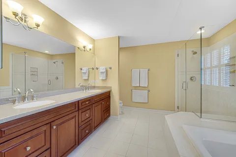 $874,900 | 445 South Maple Street, Itasca, IL 60143