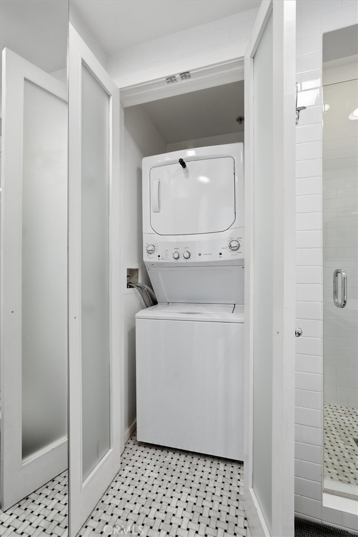 943 14th Street, Unit 101 Santa Monica, CA 90403 - Photo 18 of 23