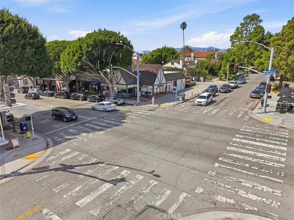 $1,299,000 | 943 14th Street, Unit 101, Santa Monica, CA 90403