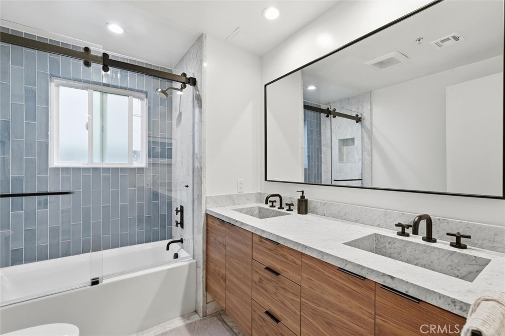 943 14th Street, Unit 101 Santa Monica, CA 90403 - Photo 7 of 23