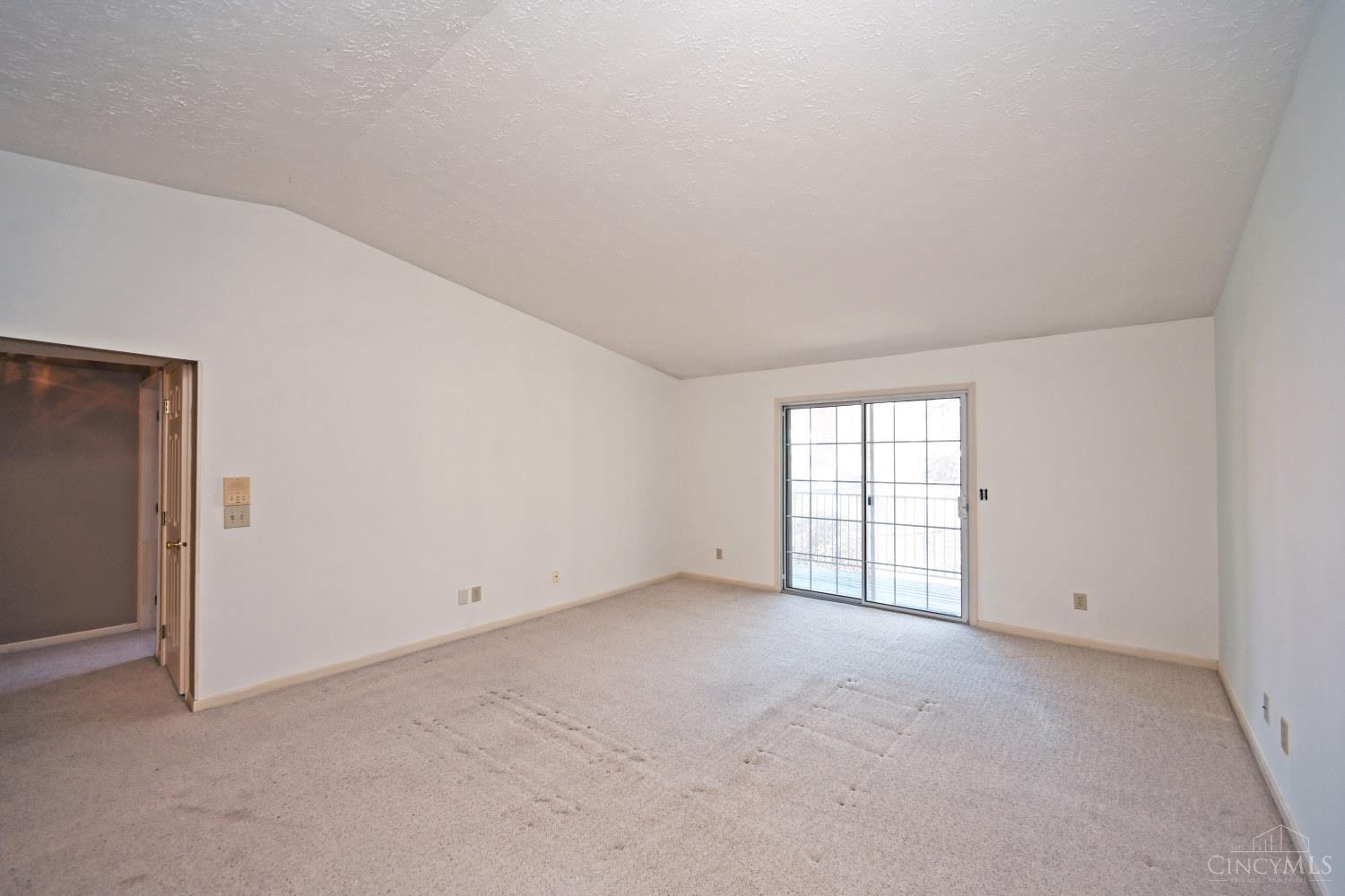5761 Cheviot Road, Unit 3C Cincinnati, OH 45247 - Photo 17 of 34