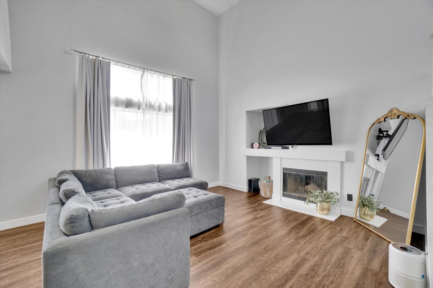 5210 Calvine Road Sacramento, CA 95823 - Photo 20 of 42 Gallery Image 20