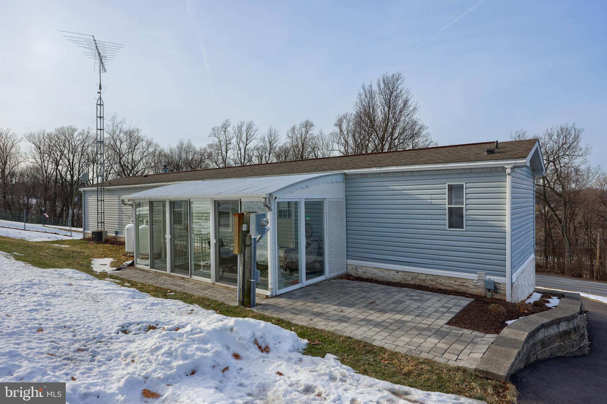 405 Saginaw Road Mount Wolf, PA 17347 - Photo 3 of 34 Gallery Image 3