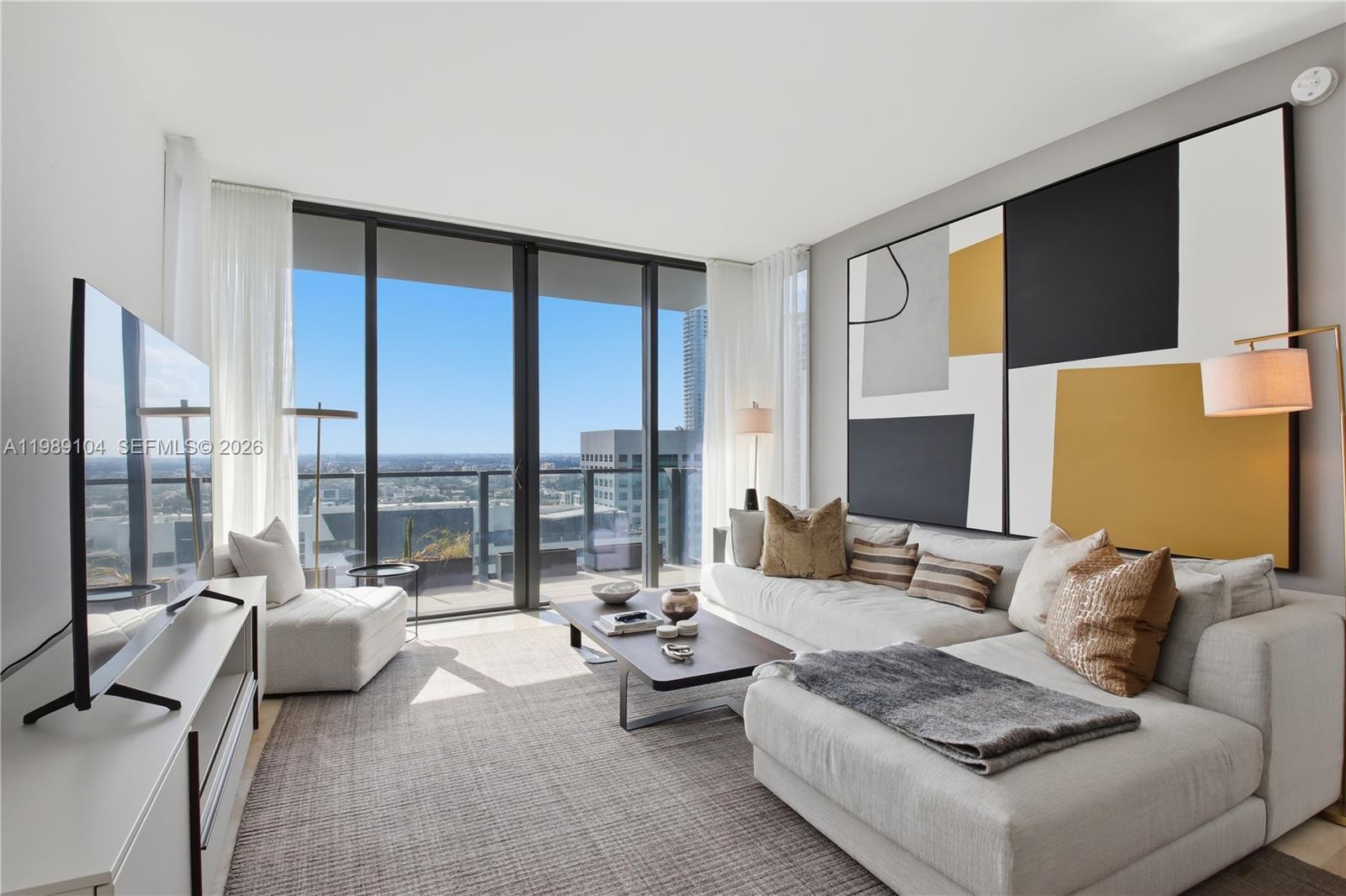 88 Southwest 7th Street, Unit 2404 Miami, FL 33130 - Photo 11 of 32