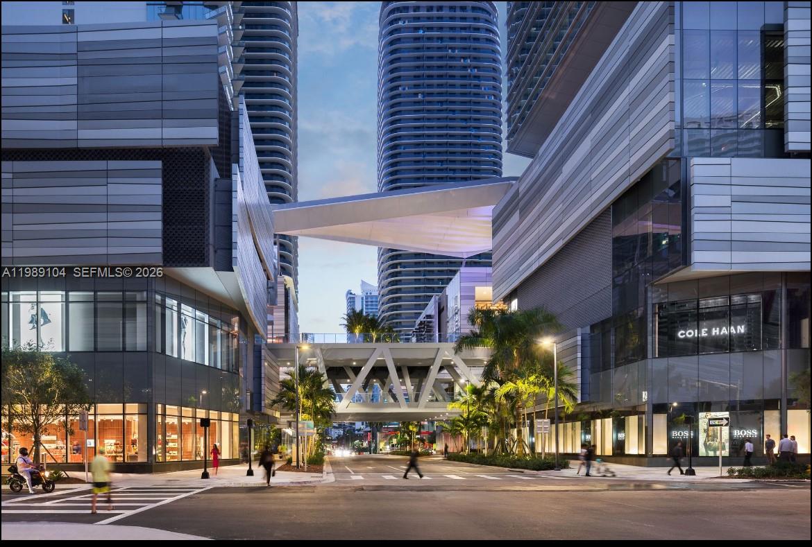 88 Southwest 7th Street, Unit 2404 Miami, FL 33130 - Photo 24 of 32