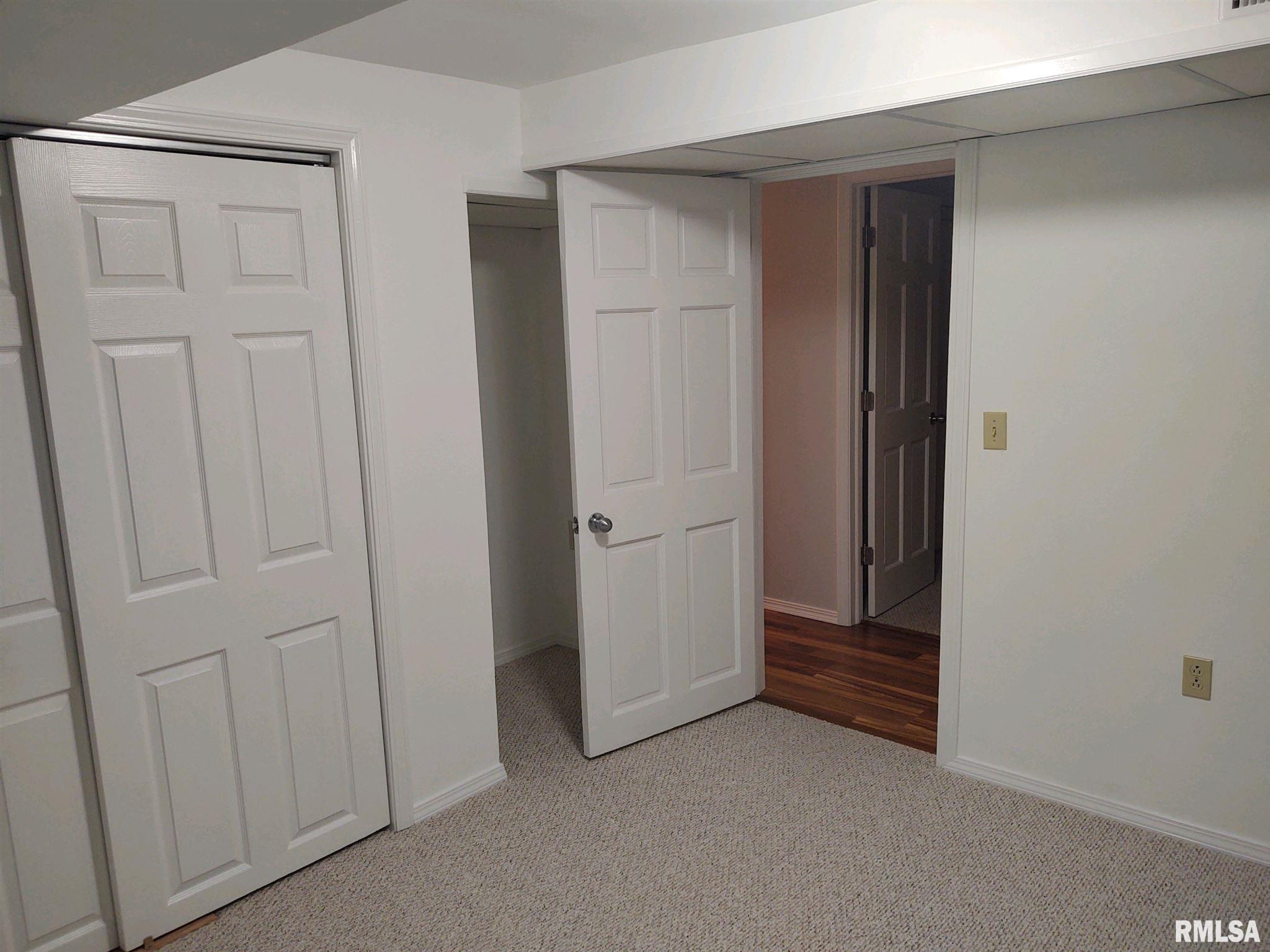808 Sheridan Road Pekin, IL 61554 - Photo 27 of 33 Gallery Image 27