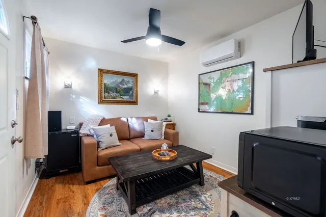 $585,000 | 25255 Nestwa Trail, Idyllwild, CA 92549