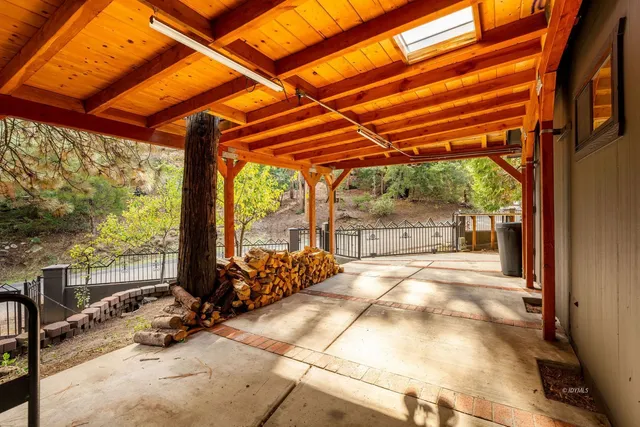$585,000 | 25255 Nestwa Trail, Idyllwild, CA 92549