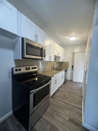 $2,395 | 317 Northeast 13th Avenue, Unit 3, Fort Lauderdale, FL 33301