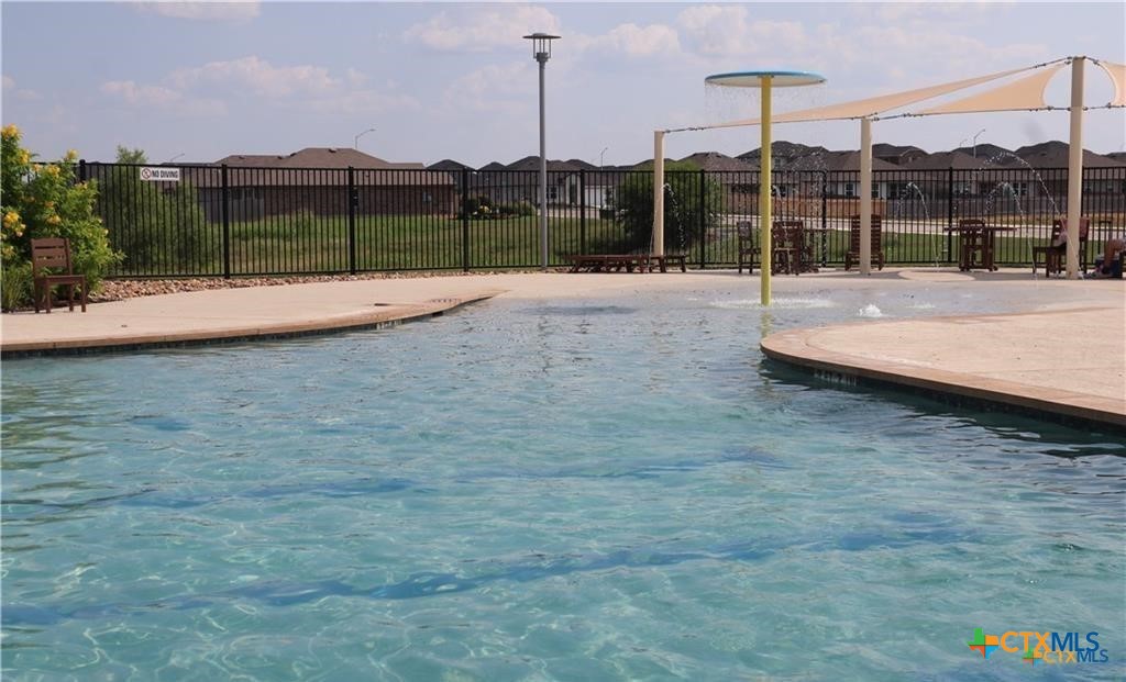 1056 Chachalaca Court Seguin, TX 78155 - Photo 15 of 18 a view of outdoor space with balcony