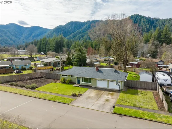 $410,000 | 77038 Westridge Avenue, Westfir, OR 97492