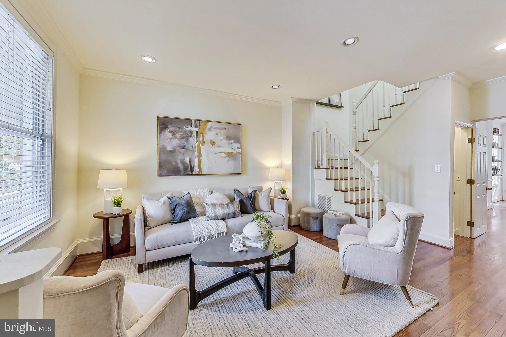 24 16th Street Southeast Washington, DC 20003 - Photo 2 of 23