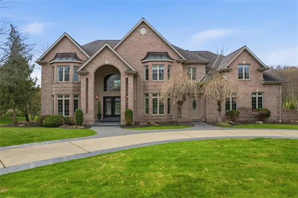 $1,700,000 | 607 Oswego Drive, Gibsonia, PA 15044