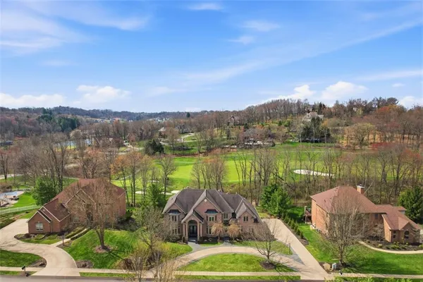 $1,700,000 | 607 Oswego Drive, Gibsonia, PA 15044