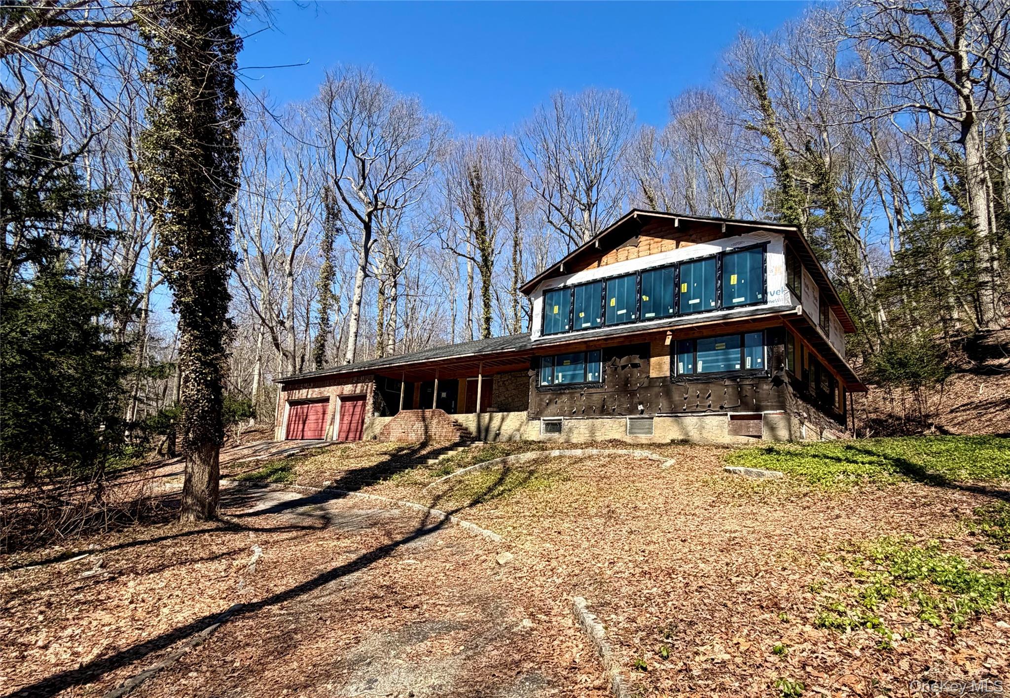 19 Tiffany Road Oyster Bay, NY 11771 - Photo 1 of 12