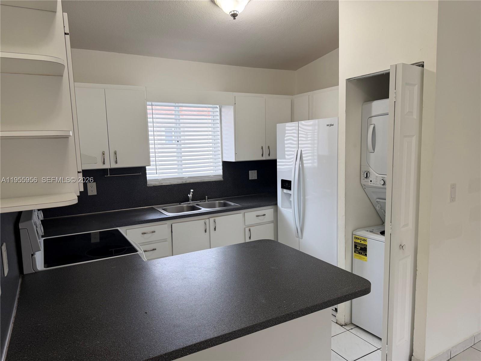 10101 West Okeechobee Road, Unit 17202 Hialeah Gardens, FL 33016 - Photo 16 of 17