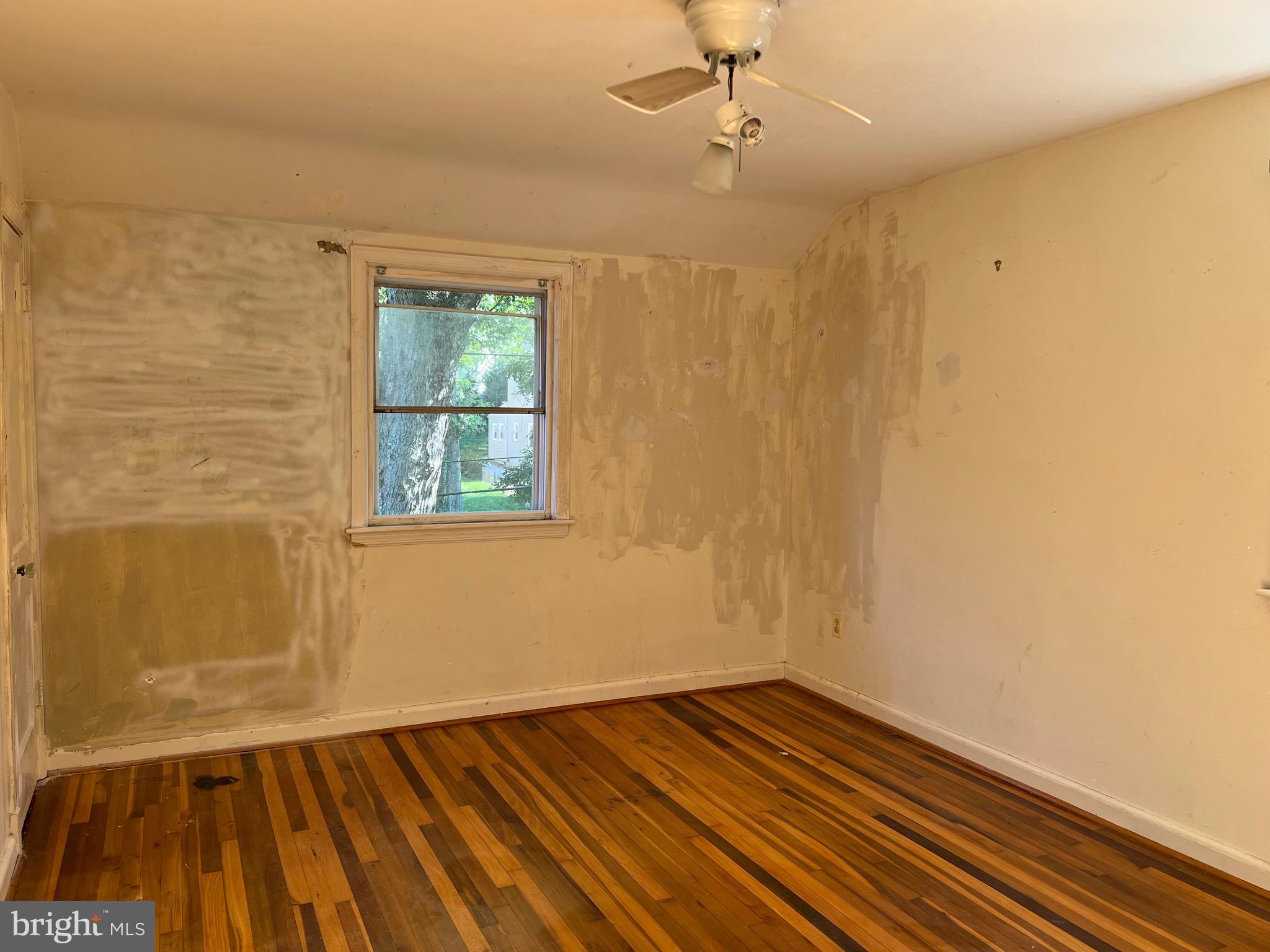 317 Williamsburg Drive Silver Spring, MD 20901 - Photo 14 of 25