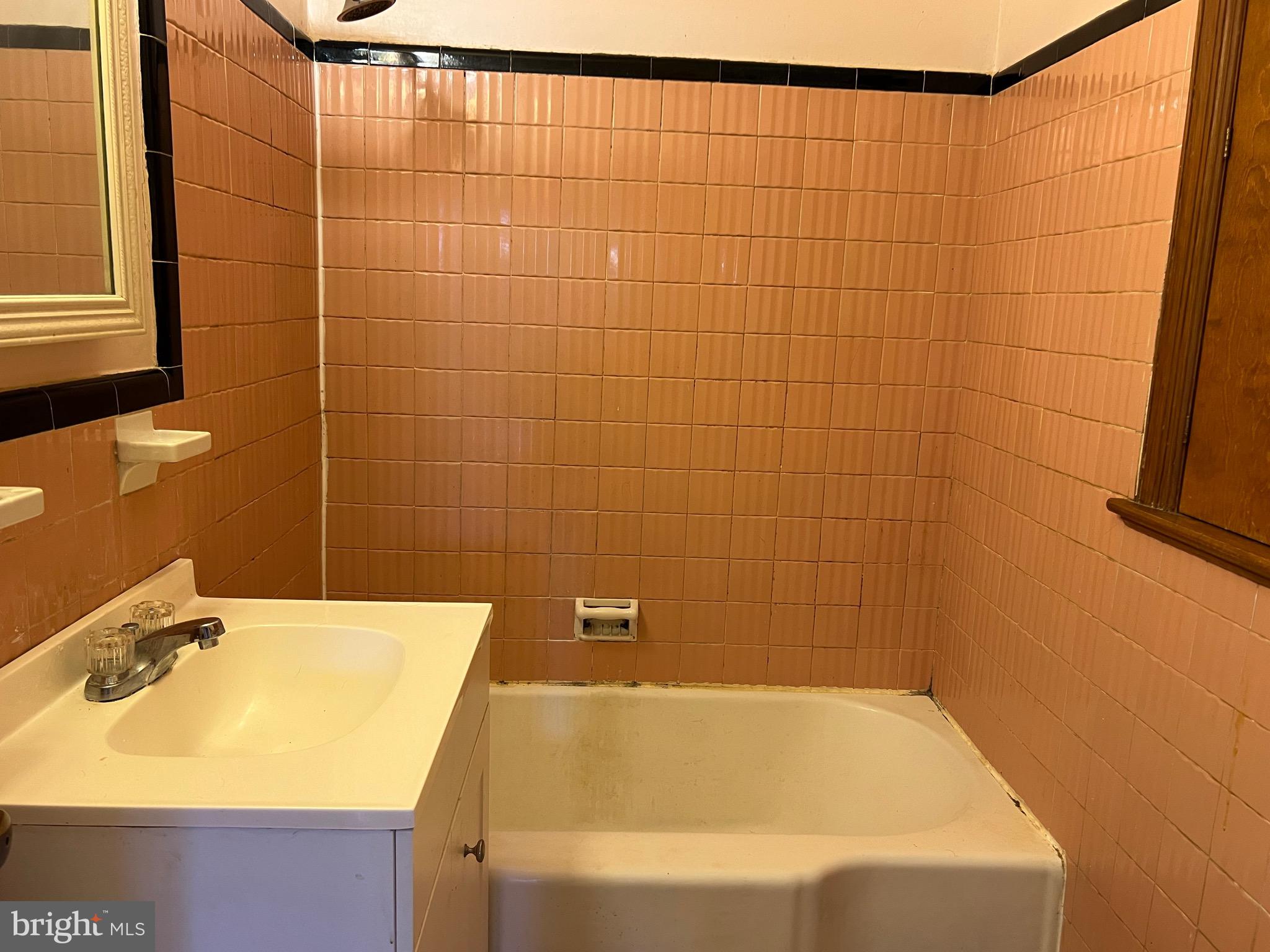 317 Williamsburg Drive Silver Spring, MD 20901 - Photo 15 of 25