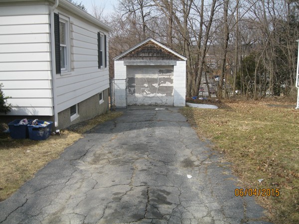 7 Sherwood Road Worcester, MA 01602 - Photo 4 of 14