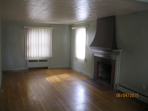 7 Sherwood Road Worcester, MA 01602 - Photo 8 of 14