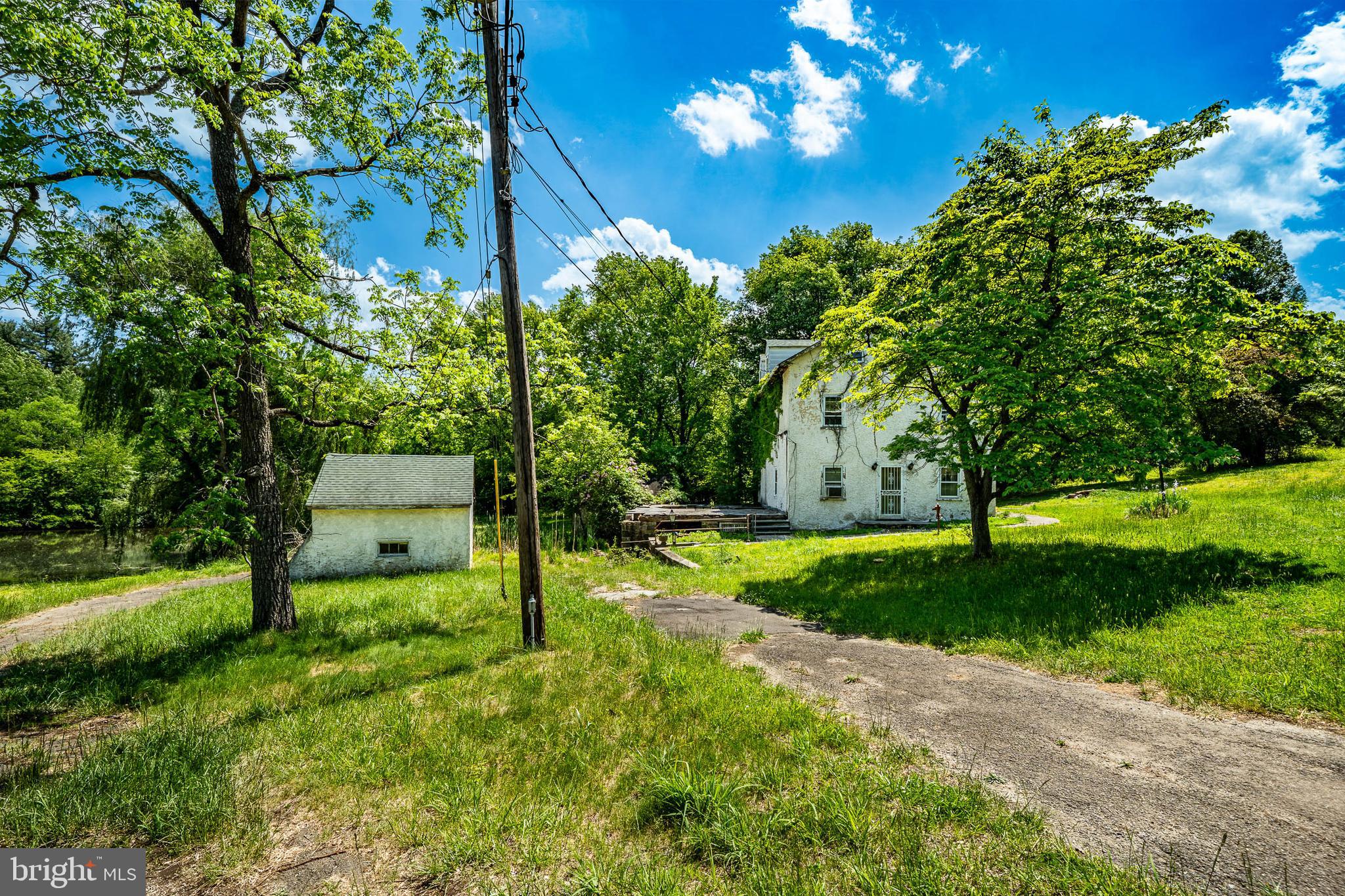 158 Locksley Road Glen Mills, PA 19342 - Photo 5 of 24