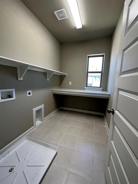 2525 Four Roses Drive Lewisville, TX 75056 - Photo 11 of 19 a view of room with window and furniture
