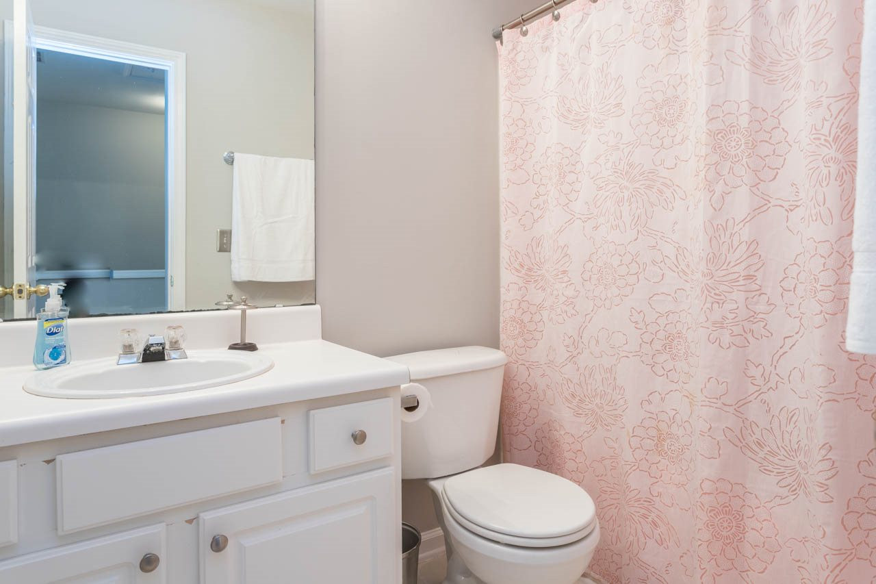 4317 Vienna Crest Drive Raleigh, NC 27613 - Photo 14 of 17 Bathroom
