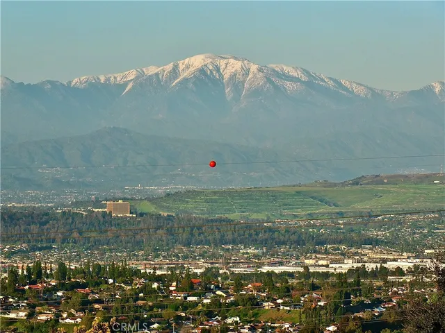 a view of a water from a yard