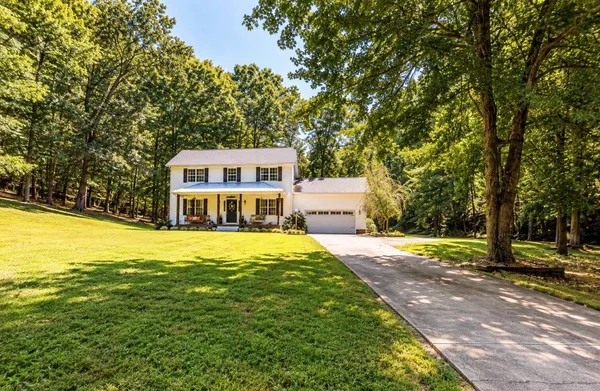 $599,999 | 356 Woodland Hills Road, Erin, TN 37061