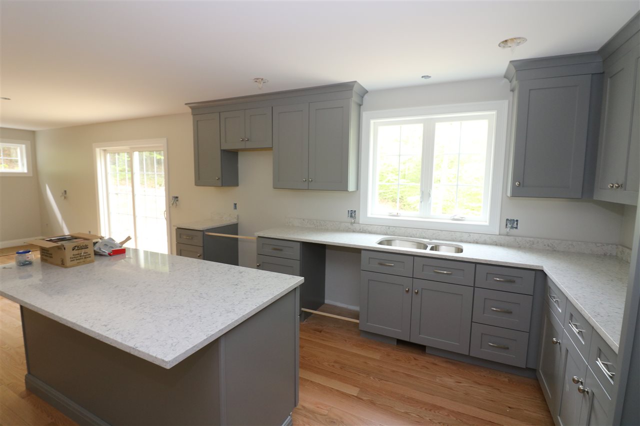 108 Raymond Road, Unit 13 Nottingham, NH 03290 - Photo 2 of 29