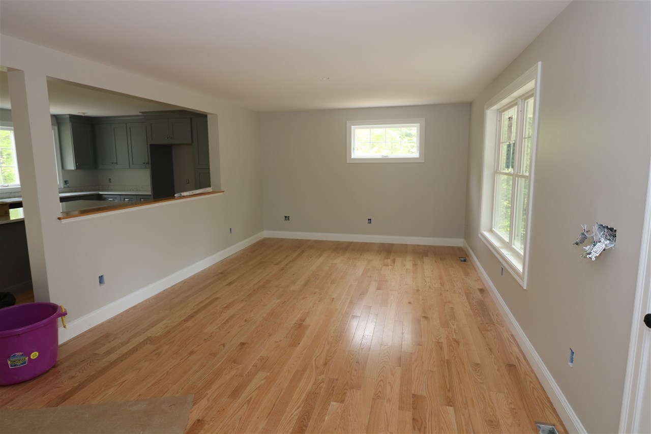 108 Raymond Road, Unit 13 Nottingham, NH 03290 - Photo 17 of 29