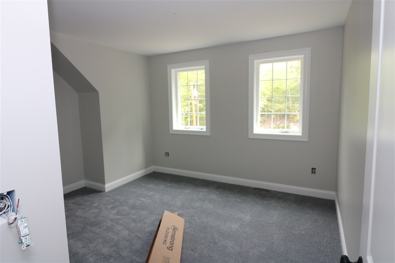 108 Raymond Road, Unit 13 Nottingham, NH 03290 - Photo 25 of 29