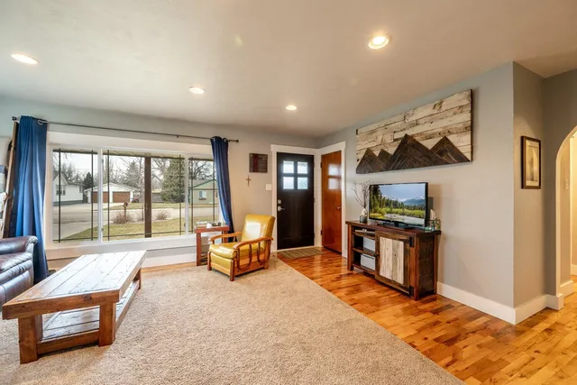 $349,900 | 662 Harrison Street, Sheridan, WY 82801