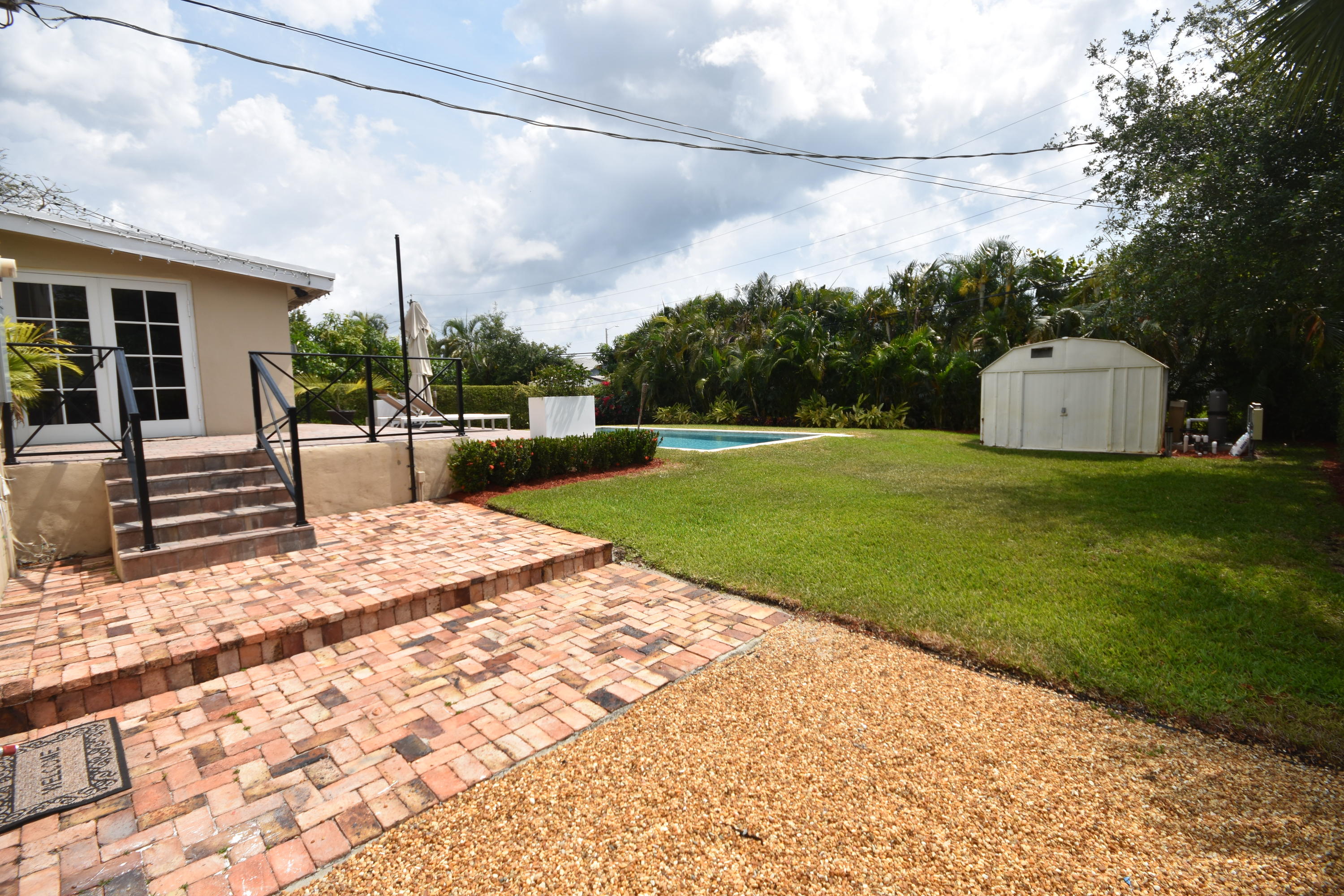 516 Northwest 12th Terrace Boca Raton, FL 33486 - Photo 5 of 24 Back Yard