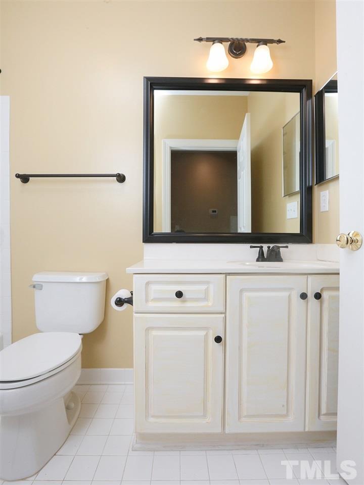 116 Northbrook Drive, Unit 203 Raleigh, NC 27609 - Photo 14 of 25 Gallery Image 14
