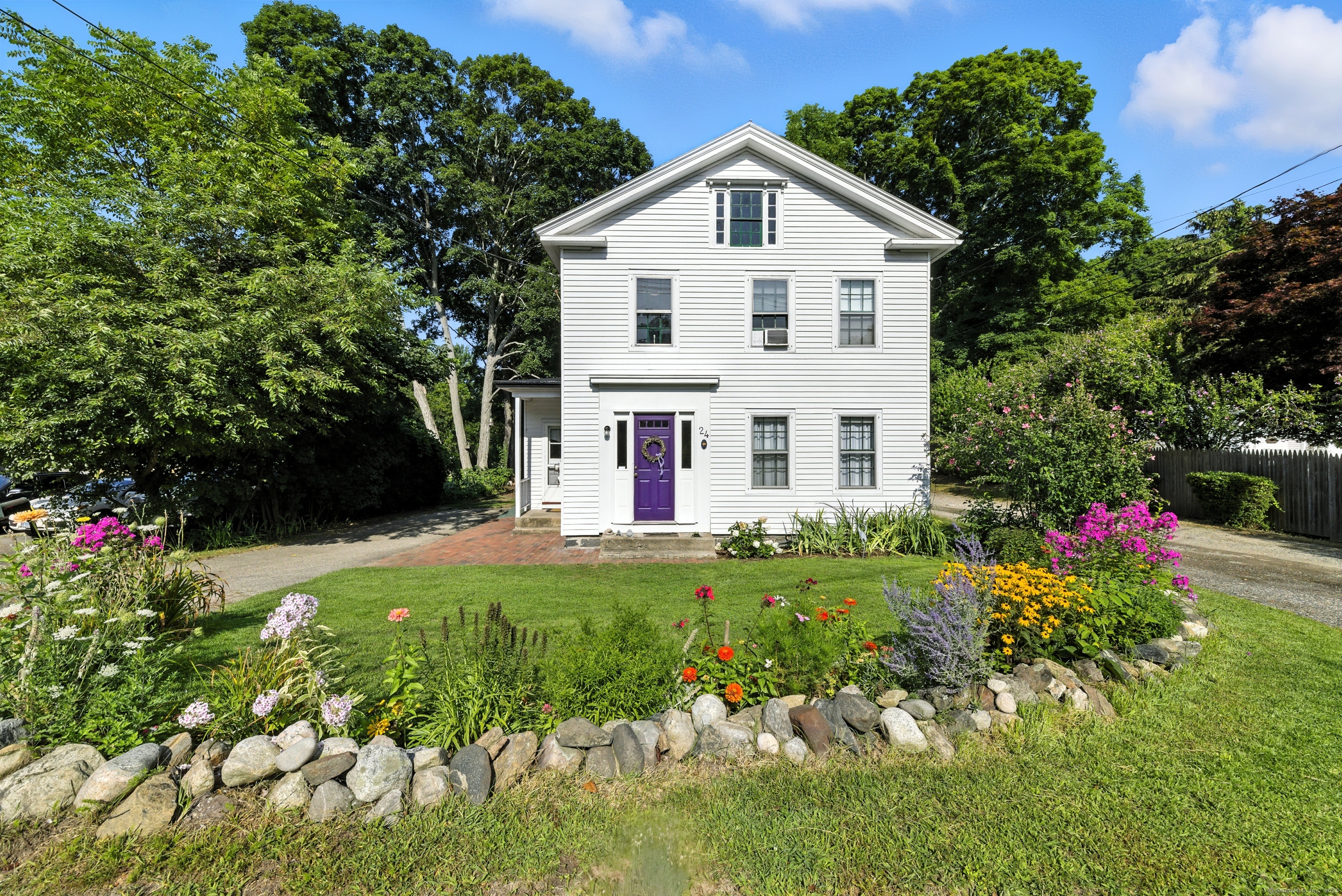 24 Liberty Street Clinton, CT 06413 - Photo 1 of 1 Gallery Image 1