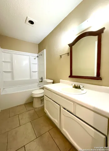 $899 | 6820 Oldham Drive, San Antonio, TX 78239