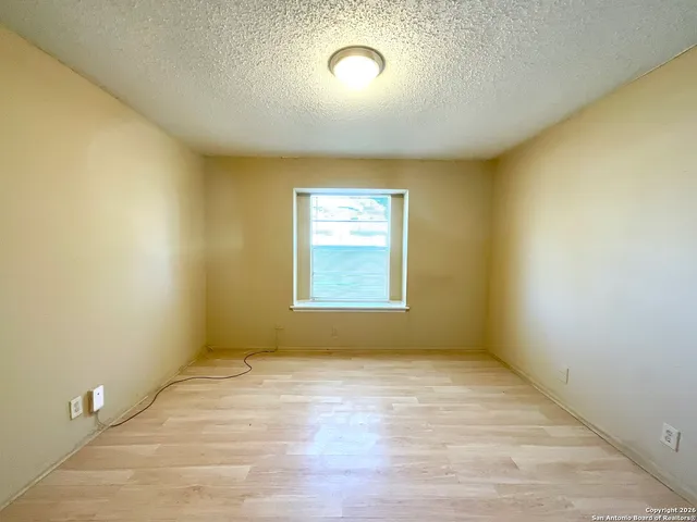 $899 | 6820 Oldham Drive, San Antonio, TX 78239