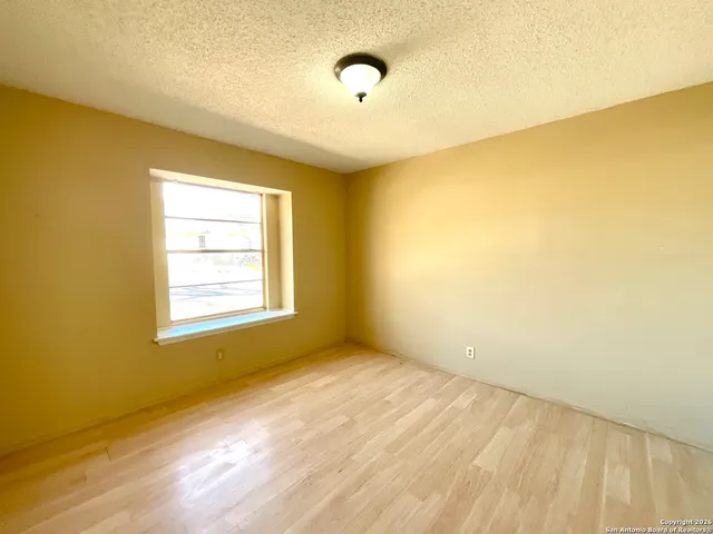 $899 | 6820 Oldham Drive, San Antonio, TX 78239