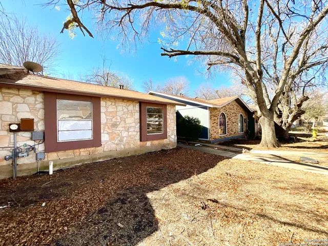 $899 | 6820 Oldham Drive, San Antonio, TX 78239